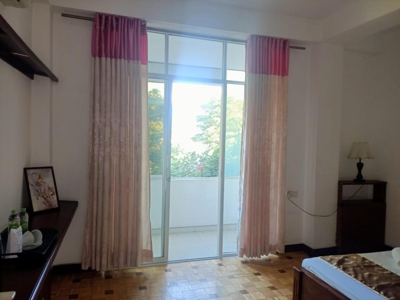 Tenshin Residance. Kandy Exterior photo