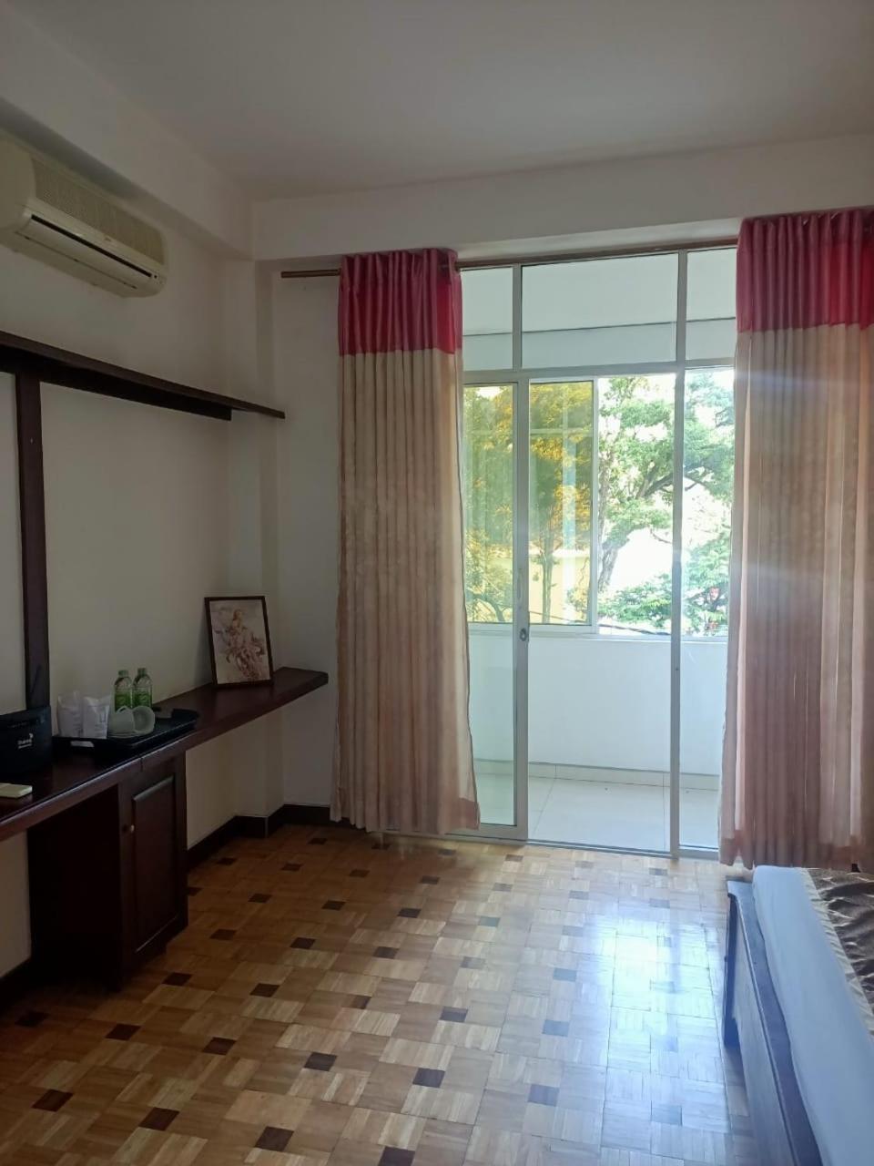 Tenshin Residance. Kandy Exterior photo